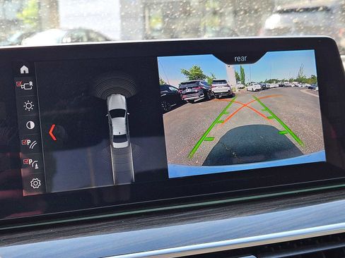 Used 2018 BMW 530i xDrive image 29