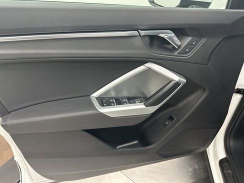 Used 2020 Audi Q3 2.0T Premium image 12