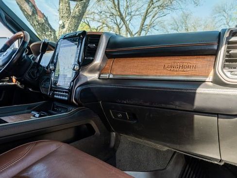 Used 2019 RAM 2500 Limited image 46