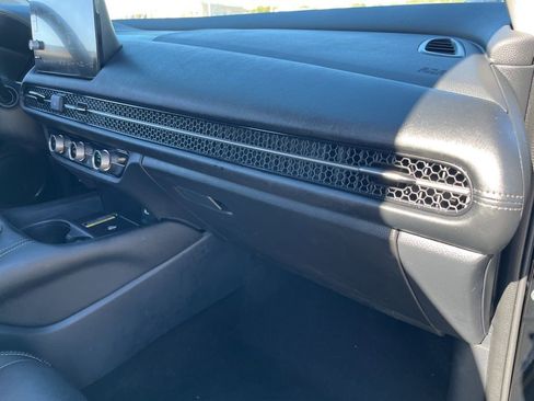 Certified 2025 Honda HR-V EX-L image 28