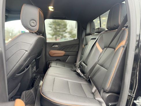 Used 2023 GMC Canyon AT4 w/ AT4 Premium Package image 25