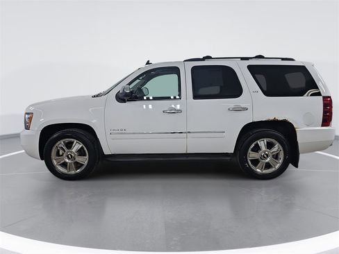 Used 2010 Chevrolet Tahoe LTZ image 7