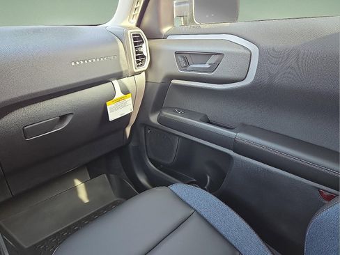 New 2025 Ford Bronco Sport Outer Banks w/ Outer Banks Tech Package+ AWD/4WD image 9