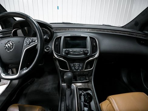 Used 2016 Buick LaCrosse Sport Touring image 15