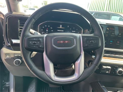 Used 2024 GMC Sierra 1500 Elevation w/ Elevation Premium Package AWD/4WD image 15