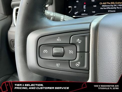 Used 2024 GMC Yukon XL Denali RWD image 26