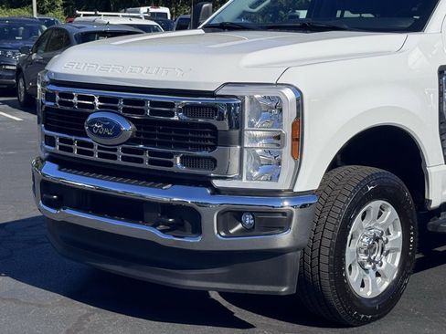 Used 2024 Ford F250 XLT image 34