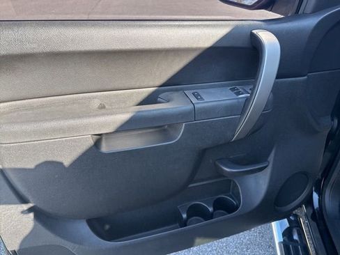 Used 2013 Chevrolet Silverado 1500 LT image 17