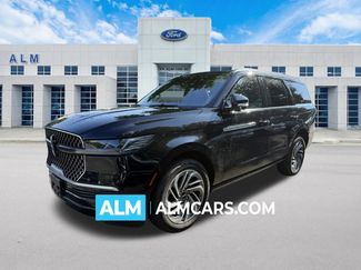 Used 2025 Lincoln Navigator Reserve AWD/4WD video 1