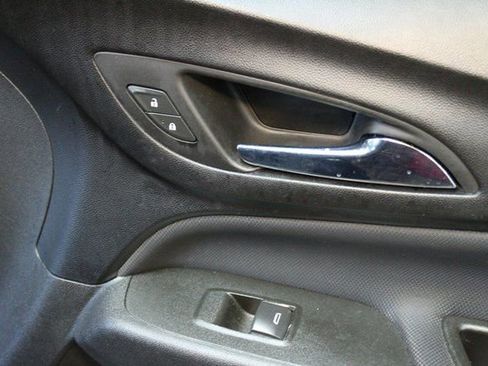 Used 2022 Chevrolet Equinox RS image 9