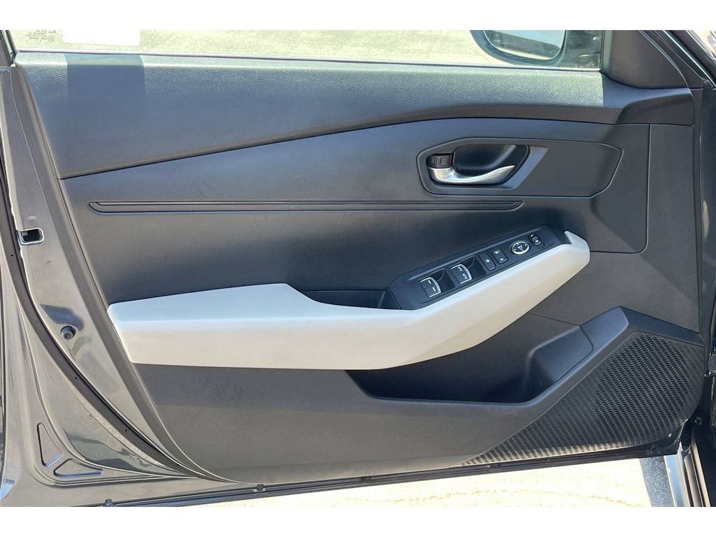 Used 2023 Honda Accord LX image 11