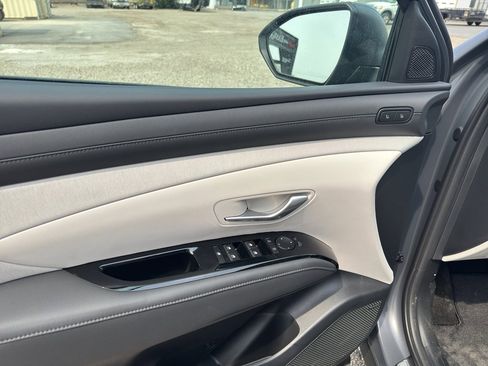 New 2025 Hyundai Tucson Limited image 15