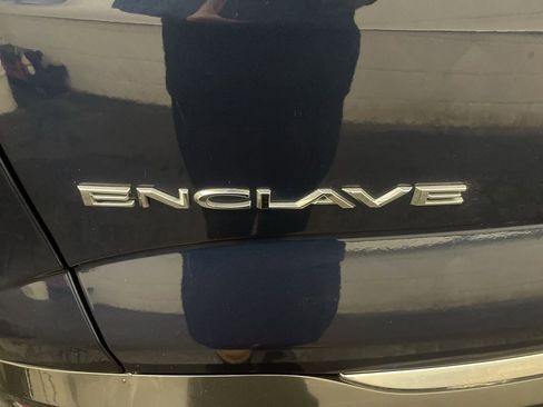 Used 2023 Buick Enclave Essence w/ LPO, Floor Liner Package image 23