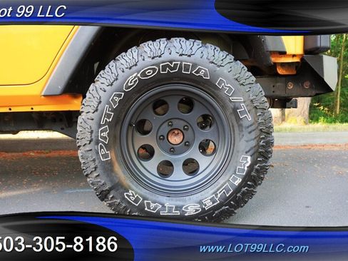 Used 2012 Jeep Wrangler Unlimited Sport AWD/4WD image 69