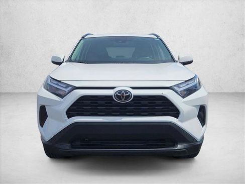 Used 2024 Toyota RAV4 XLE FWD image 2