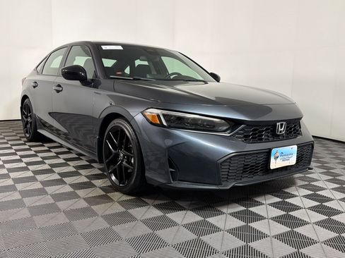 Used 2025 Honda Civic Sport image 19