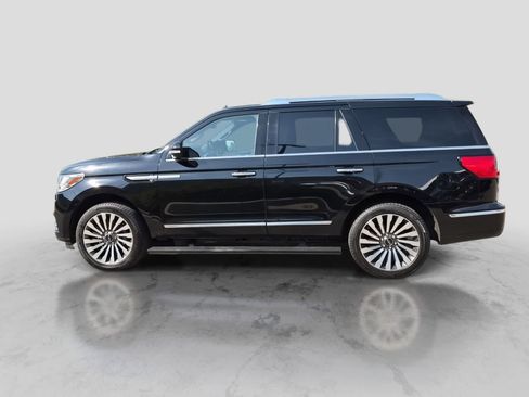 Used 2018 Lincoln Navigator Reserve AWD/4WD image 5