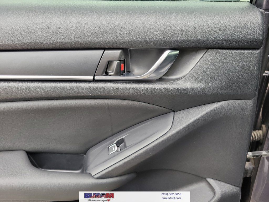 Used 2019 Honda Accord Sport image 12