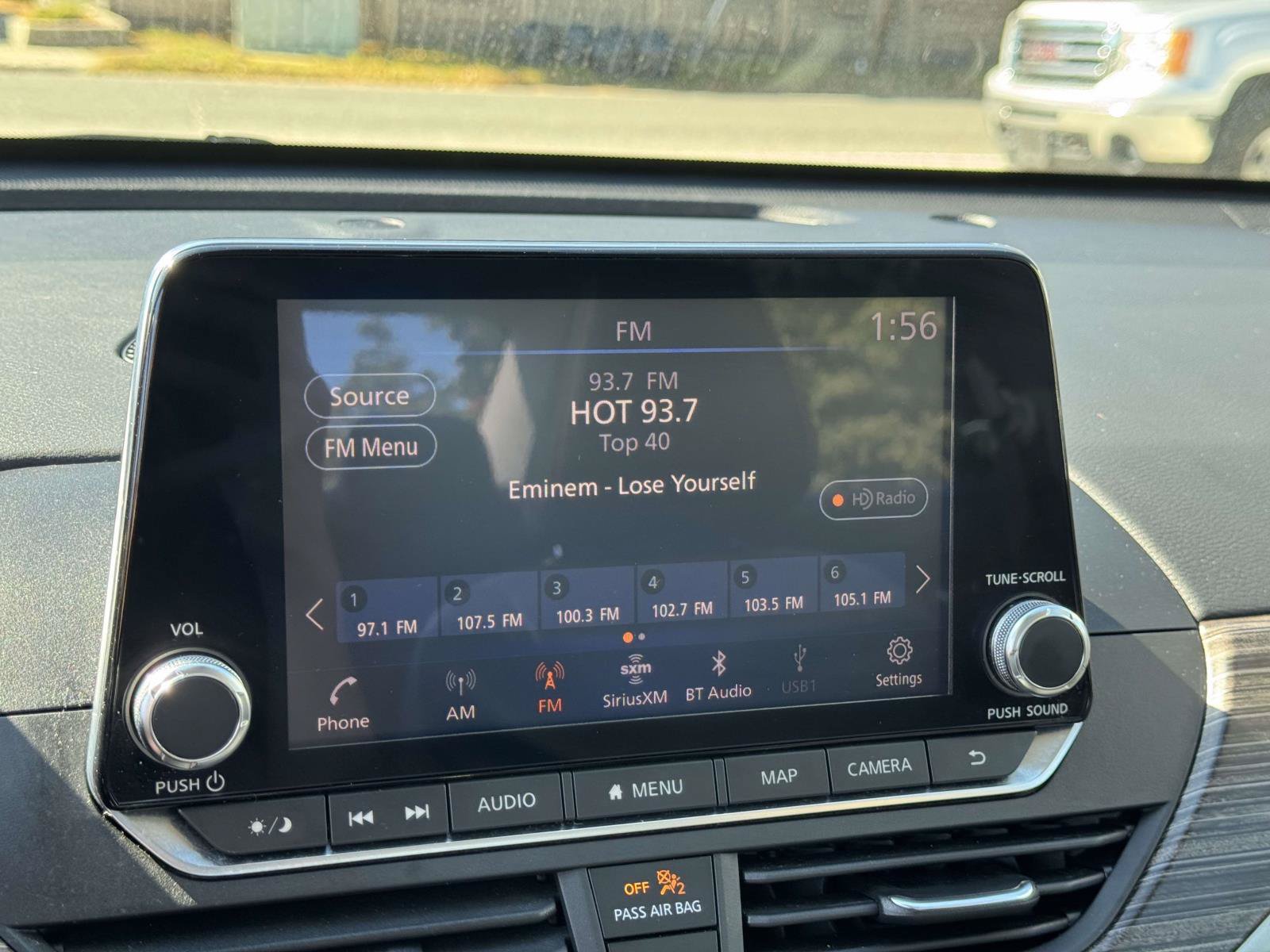 Used 2019 Nissan Altima 2.5 SL FWD image 25