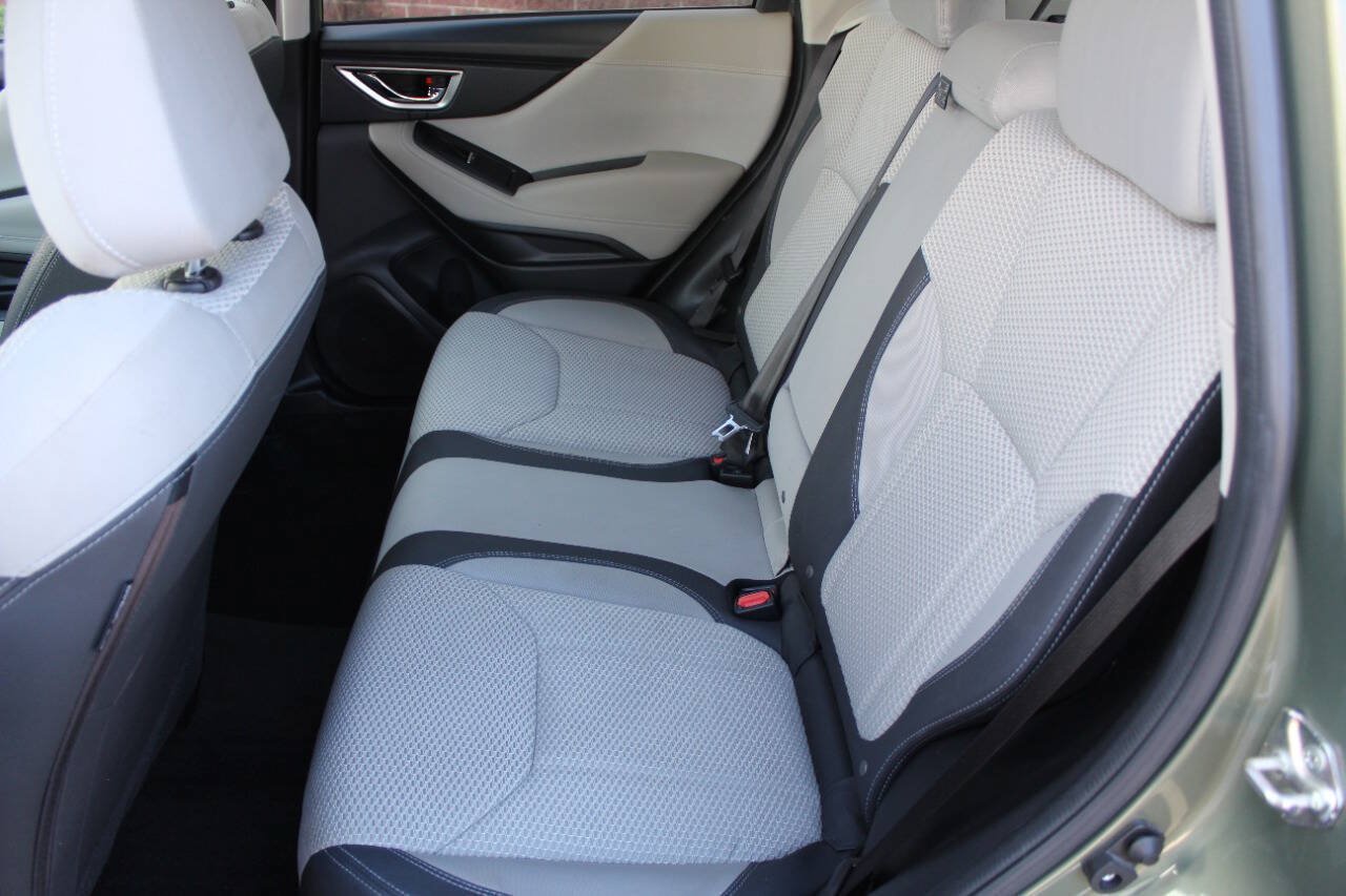 Used 2019 Subaru Forester Premium w/ All-Weather Package AWD/4WD image 21