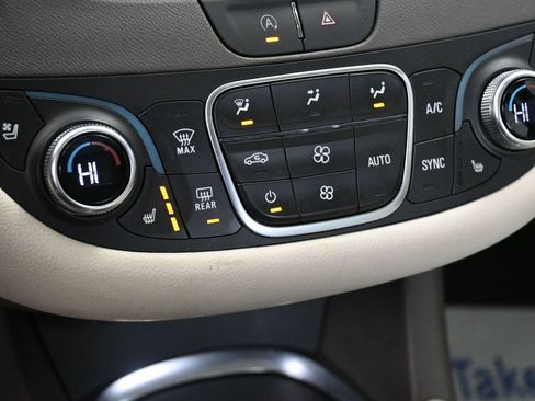 Used 2023 Chevrolet Malibu LT w/ Driver Confidence Package image 27