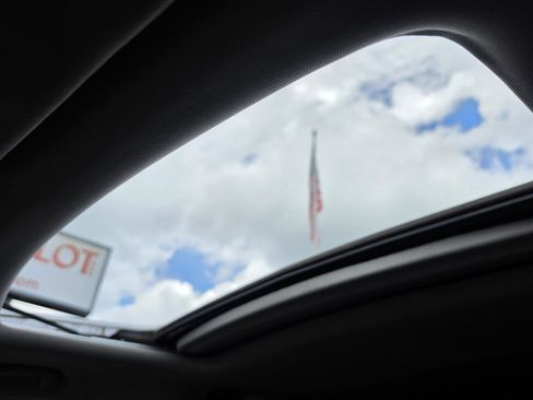 Used 2013 Honda Odyssey EX-L image 18