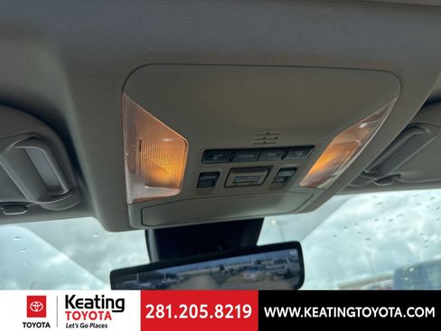 Used 2020 Toyota RAV4 Limited FWD image 22