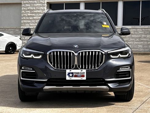Used 2019 BMW X5 xDrive40i w/ Premium Package image 9