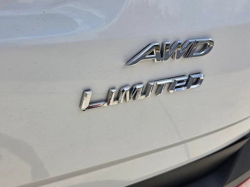 Used 2023 Hyundai Tucson Limited AWD/4WD image 10