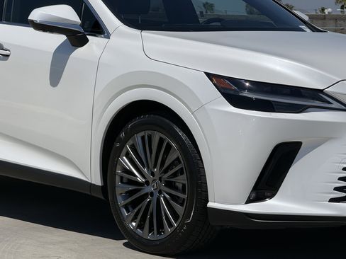 Certified 2024 Lexus RX 450h AWD w/ Convenience Package image 4