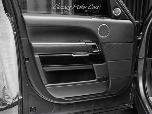 Used 2016 Land Rover Range Rover HSE image 32