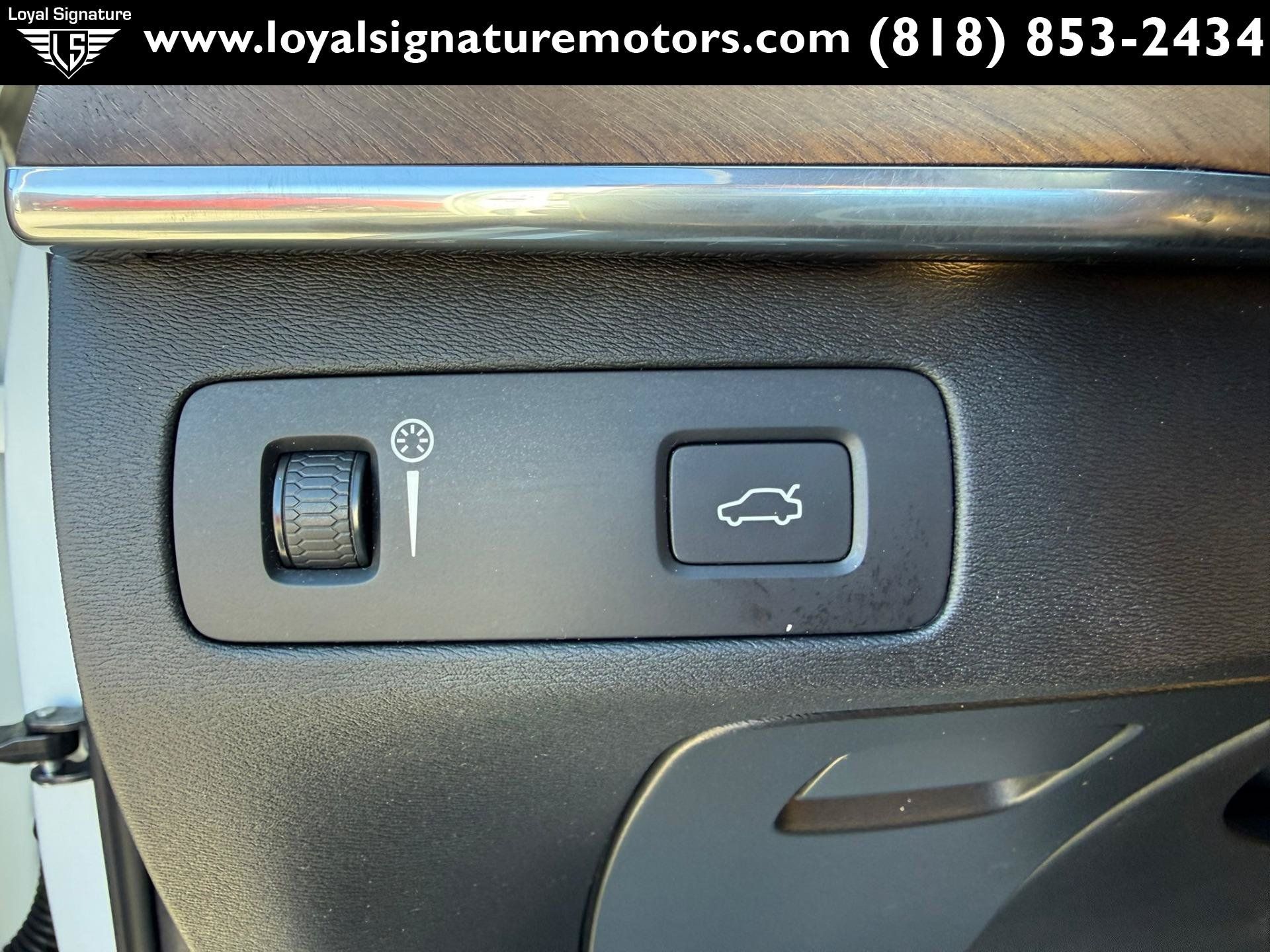 Used 2019 Volvo XC90 T6 Inscription w/ Luxury Package AWD/4WD image 31