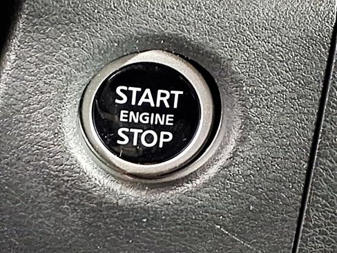 Used 2023 Nissan Frontier S w/ Technology Package RWD image 18