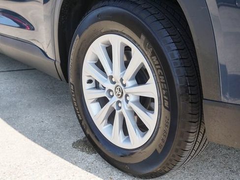 Used 2025 Toyota Grand Highlander FWD image 8