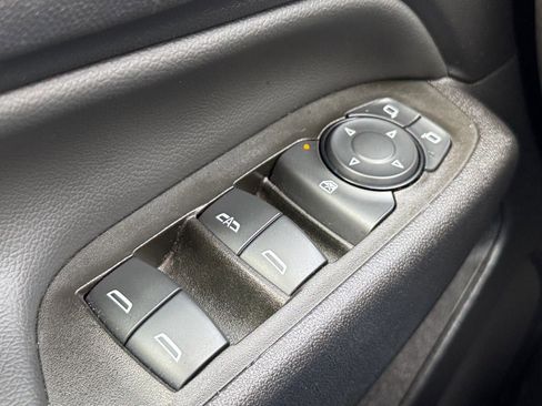 Used 2024 Chevrolet Equinox LT image 16