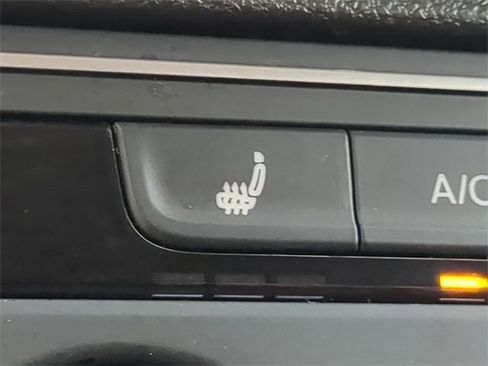 Certified 2022 Volkswagen Atlas SE image 23