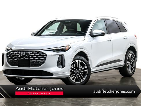 New 2025 Audi Q5 Premium image 1