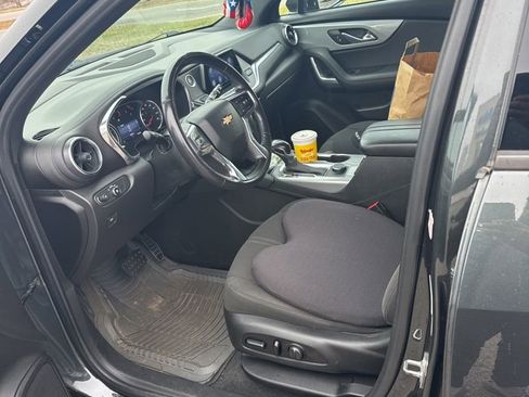 Used 2019 Chevrolet Blazer LT image 12