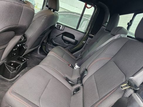 Used 2023 Jeep Gladiator Rubicon w/ LED Lighting Group image 7