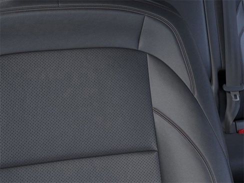 New 2024 Lincoln Nautilus Premier w/ Equipment Group 102A image 31