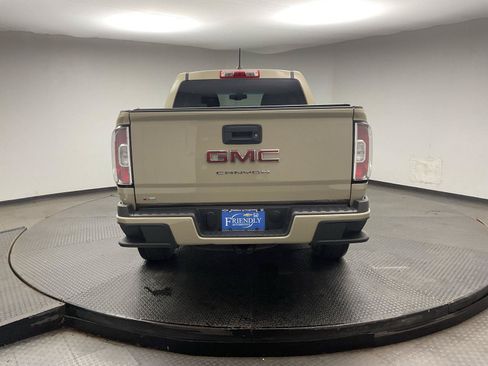Used 2022 GMC Canyon Elevation w/ Elevation Premium Package AWD/4WD image 6