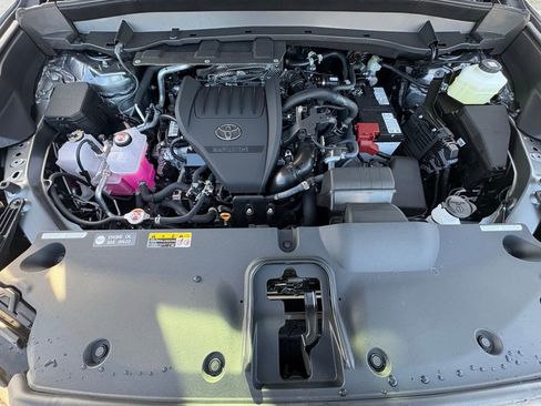 Used 2026 Toyota Grand Highlander Limited image 32