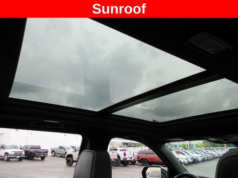 Certified 2023 GMC Yukon XL SLT AWD/4WD image 16