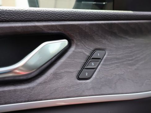 New 2025 Jeep Grand Cherokee Limited 4xe image 7