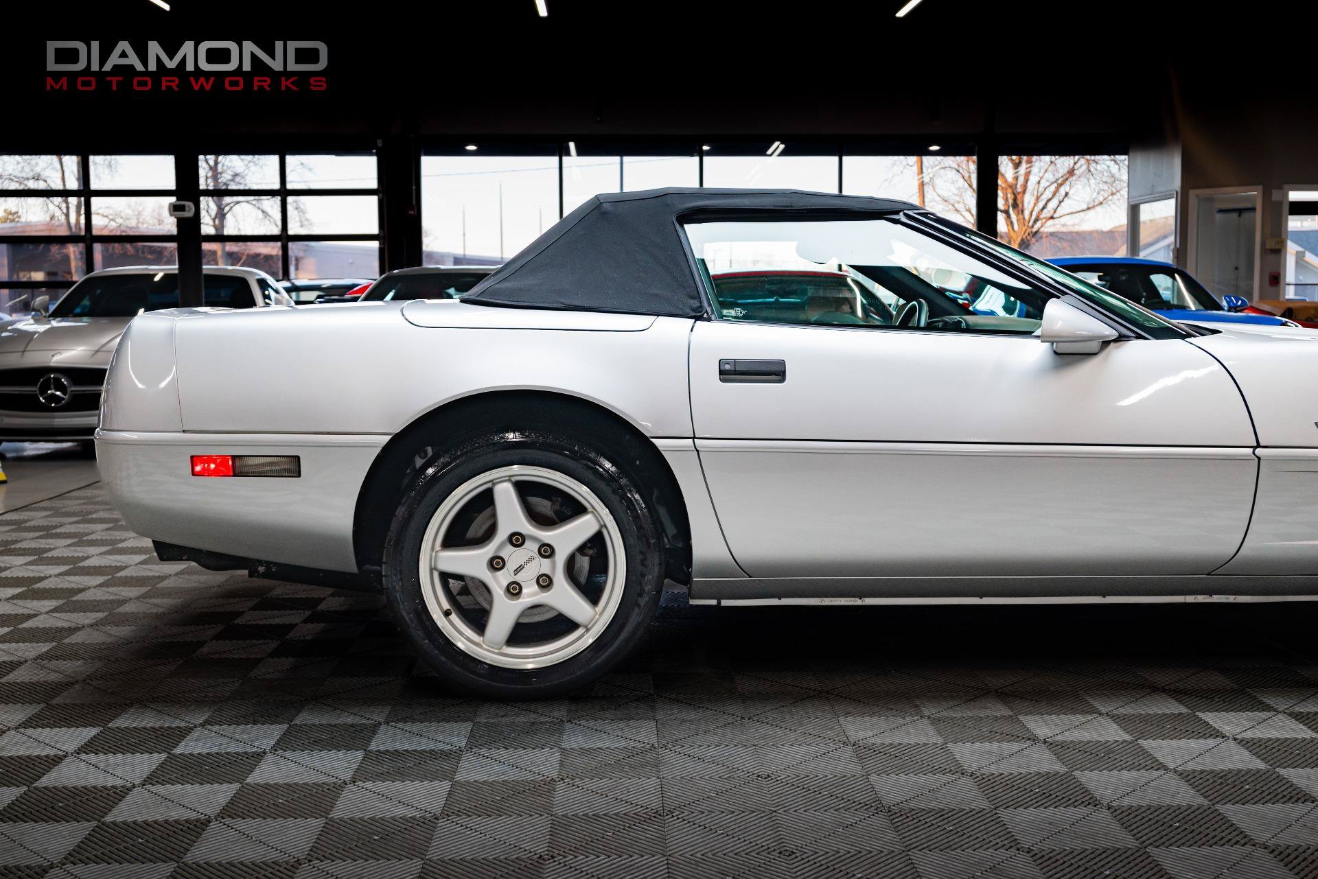 Used 1996 Chevrolet Corvette Convertible RWD image 30