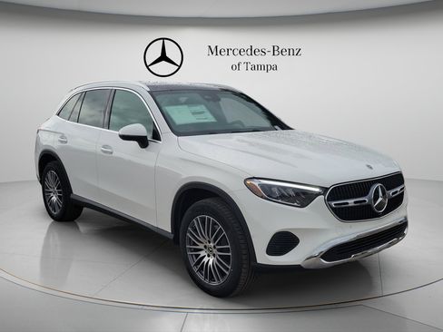 Certified 2026 Mercedes-Benz GLC 300 image 4