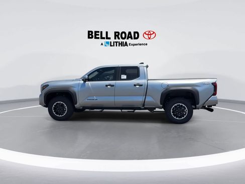 Used 2025 Toyota Tacoma TRD Off-Road w/ TRD Off Road Premium Package image 6