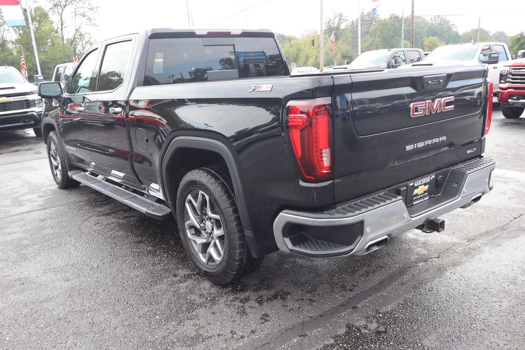 Used 2024 GMC Sierra 1500 SLT w/ SLT Premium Plus Package AWD/4WD image 3