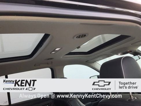 Certified 2021 Chevrolet Traverse High Country image 13