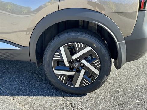 New 2026 Nissan Kicks SV image 19